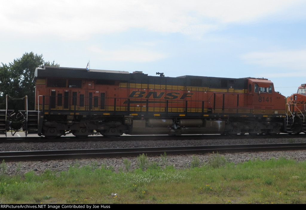 BNSF 8141